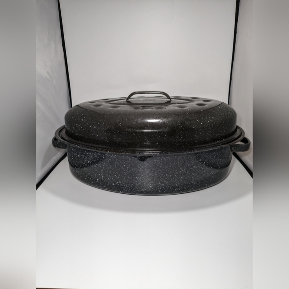 Other - Vintage Black Enamel Speckled Oval Roasting Pan W/Handles & Lid 14 x 10
